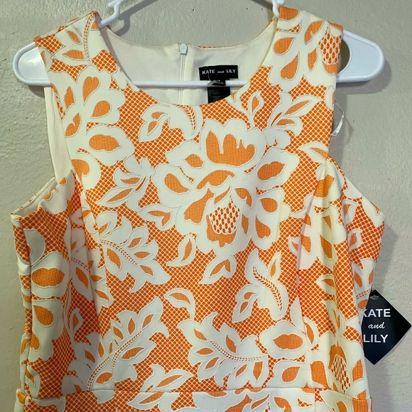 KATE and LILY FLORAL MIDI DRESS COLOR PEACH & WHITE SIZE 14 - Picture 3 of 5